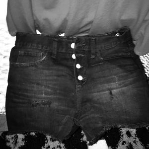 Meet your Posher, Tonia